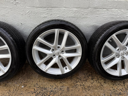 Lexus CT200 17” Alloy Wheels with Excellent Tyres