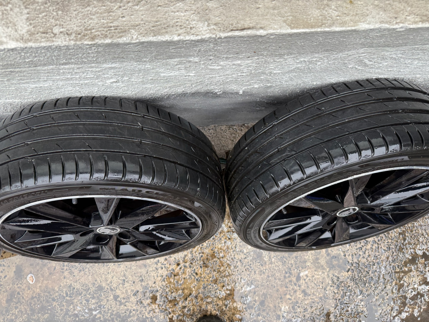 Skoda Fabia Rapid 17” Alloy Wheels with Good Tyres