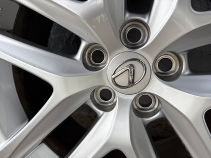 Lexus CT200 17” Alloy Wheels with Excellent Tyres