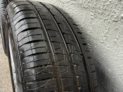 Volkswagen Golf 15” Alloy Wheels with Excellent Tyres