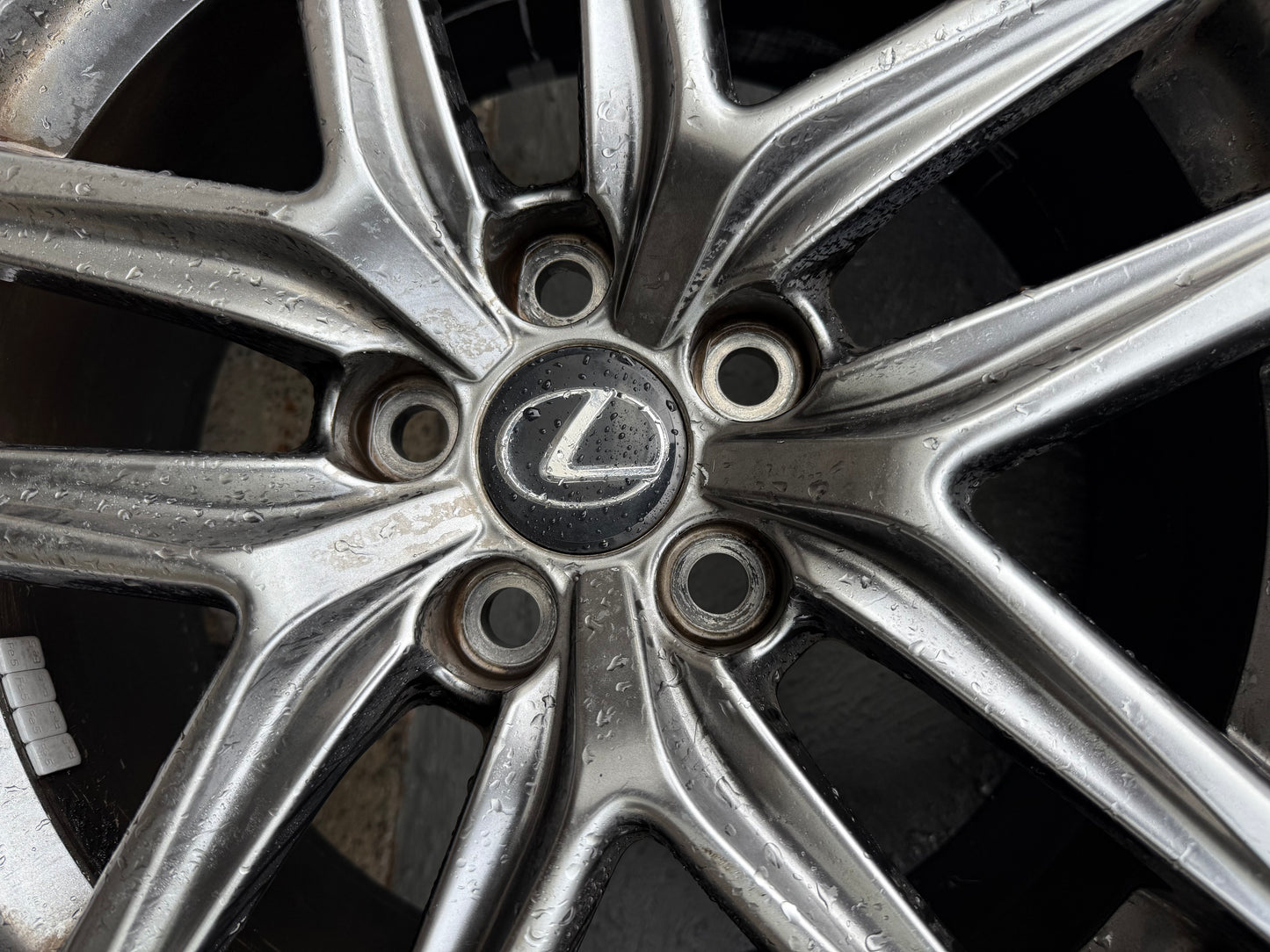 Lexus IS250/IS350 Staggered 18” Alloy Wheels with Very Good Tyres