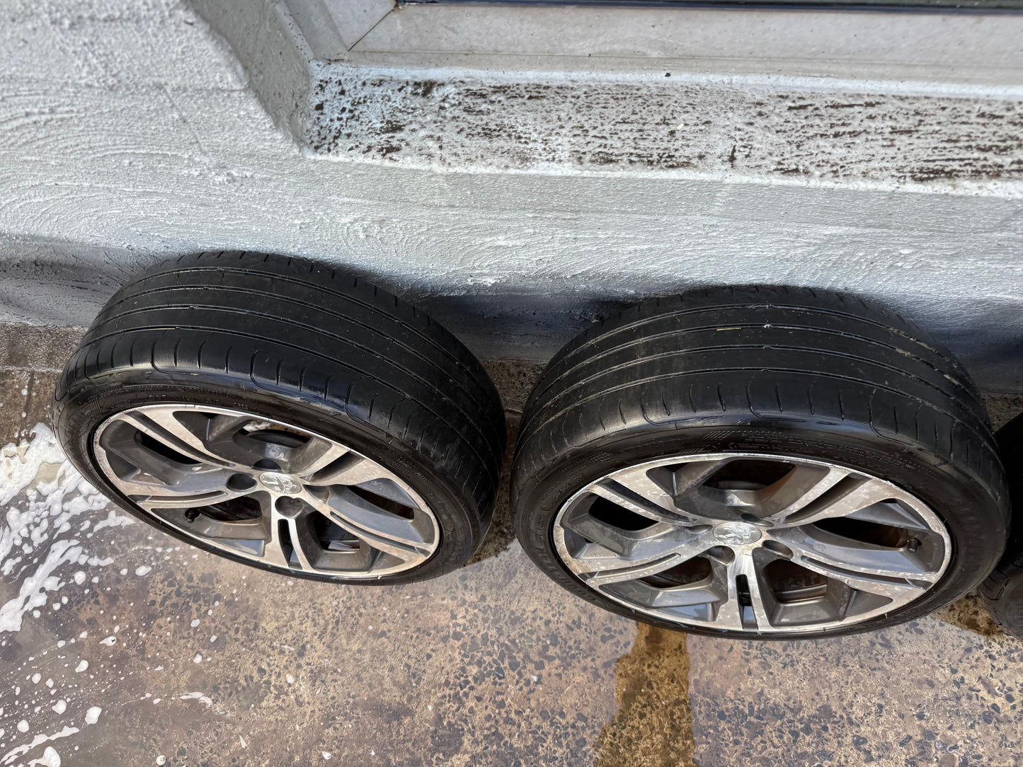 Peugeot 208 17” Alloy Wheels with Good Tyres
