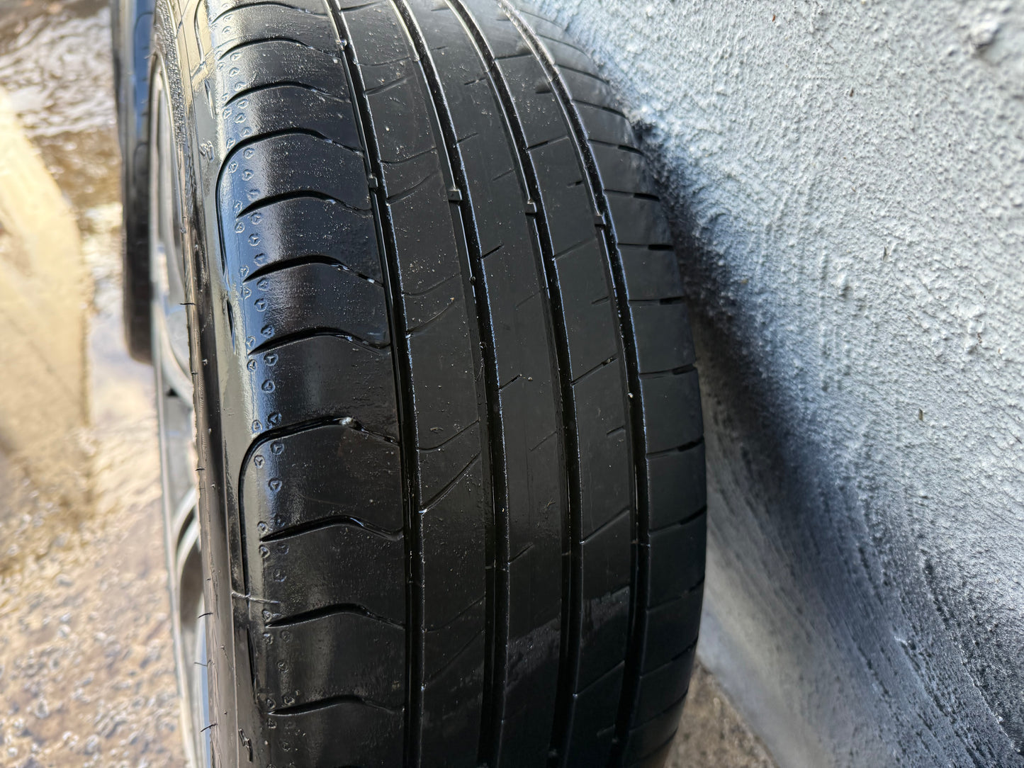 Peugeot 208 17” Alloy Wheels with Good Tyres