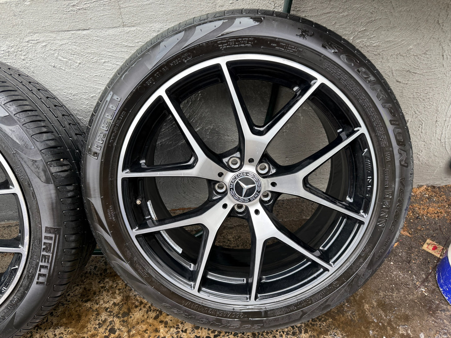 Mercedes Benz AMG GLC 20” Alloy Wheels with Good Tyres