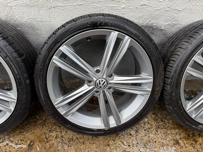 Volkswagen Golf 18” Alloy Wheels with Good Tyres