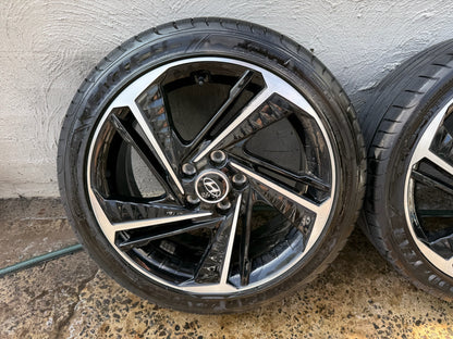 Hyundai Elantra 18” Alloy Wheels with Good Tyres