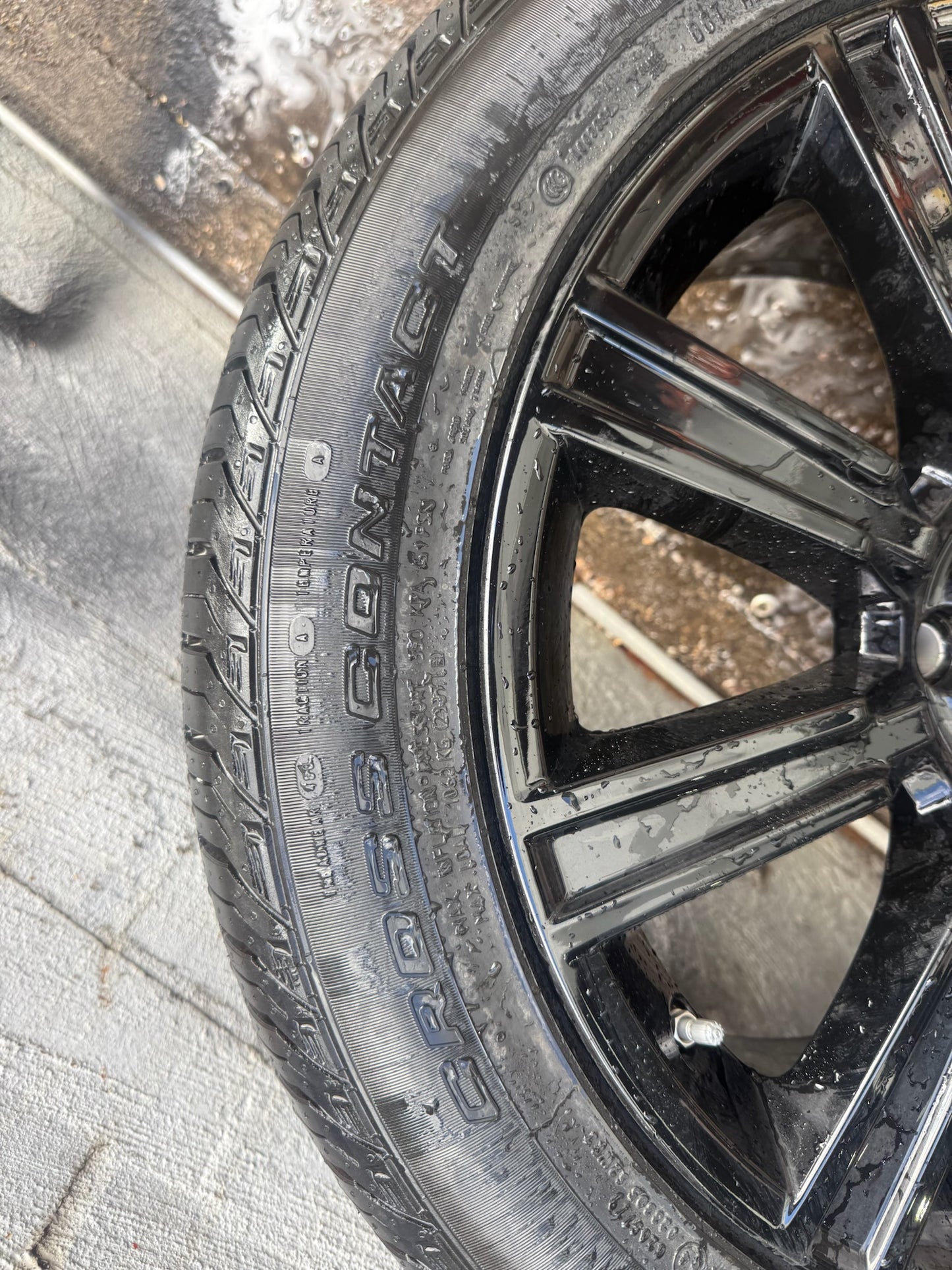 Land Rover Range Rover Sport 21” Alloy Wheel with Good Tyre