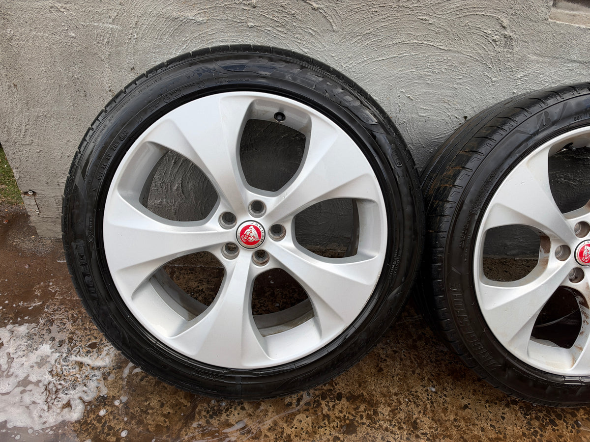Jaguar E-Pace 20” Alloy Wheels with Good Tyres