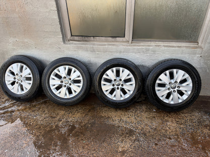 Volkswagen Transporter/Multivan 16” Alloy Wheels with Excellent Tyres