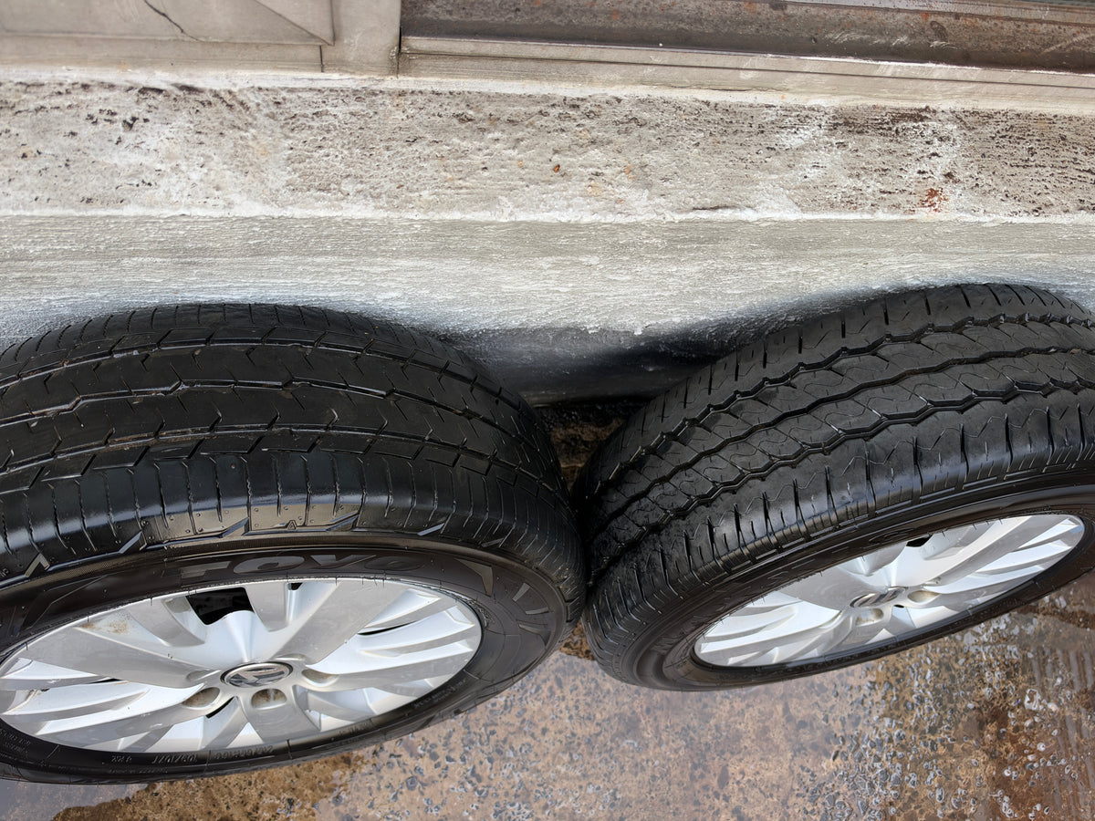 Volkswagen Transporter/Multivan 16” Alloy Wheels with Excellent Tyres