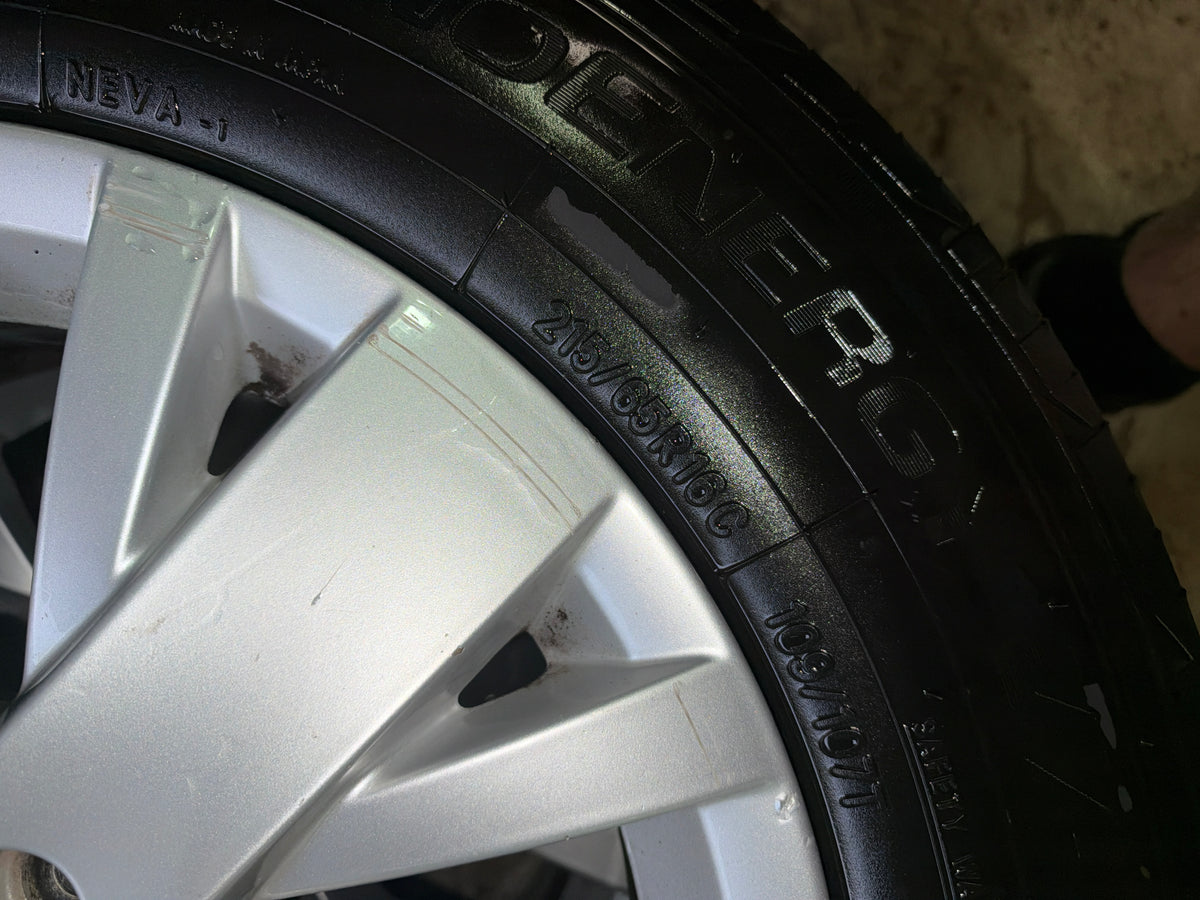Volkswagen Transporter/Multivan 16” Alloy Wheels with Excellent Tyres