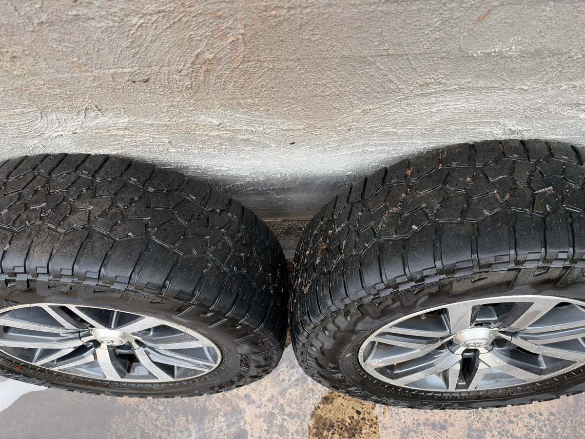 Toyota Hilux SR5 18” Alloy Wheels with Falken Wildpeak A/T Tyres