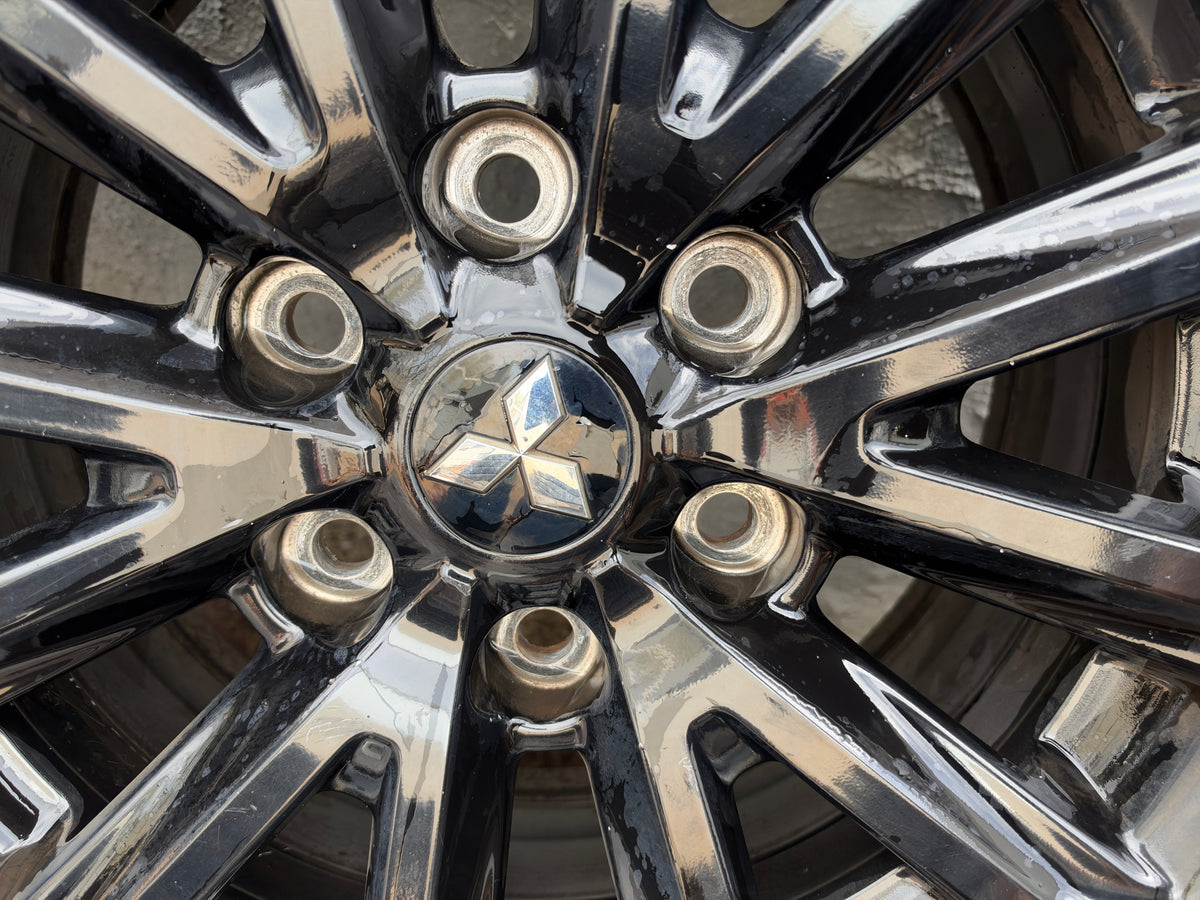 Mitsubishi Triton 17” Alloy Wheels with Good Falken Wildpeak A/T Tyres