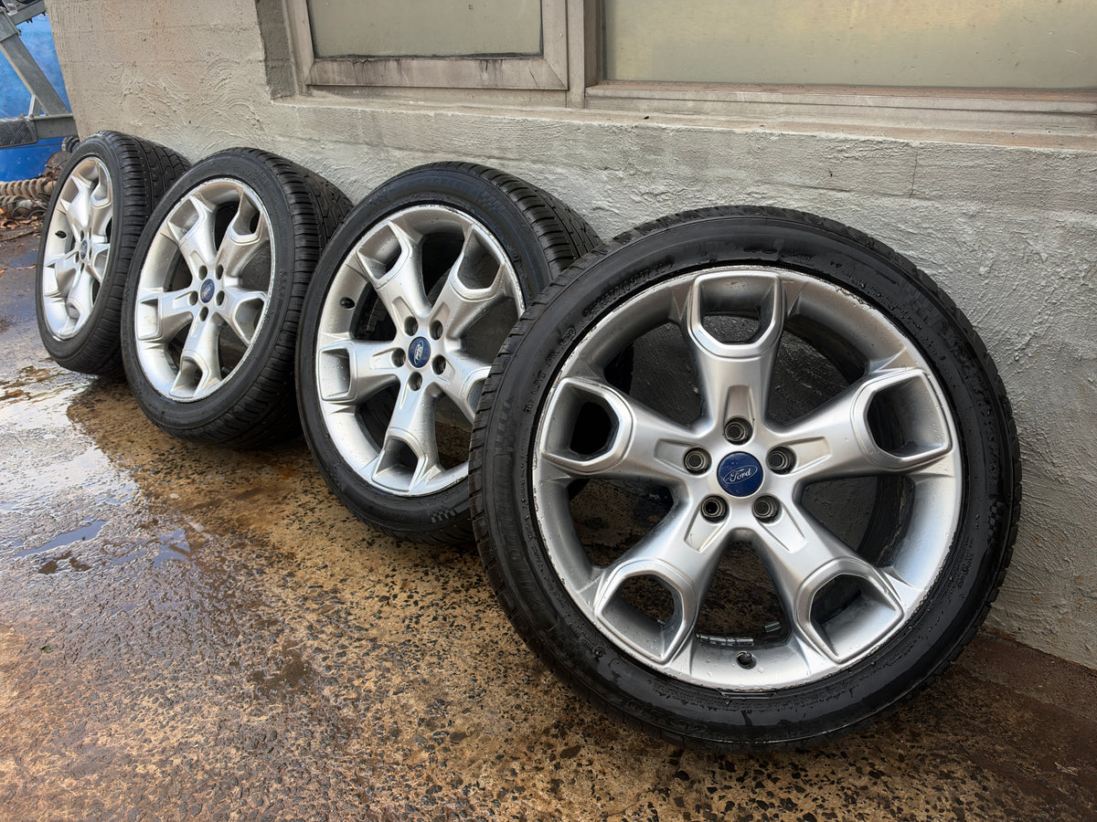 Ford Kuga 19” Alloy Wheels with Excellent Tyres