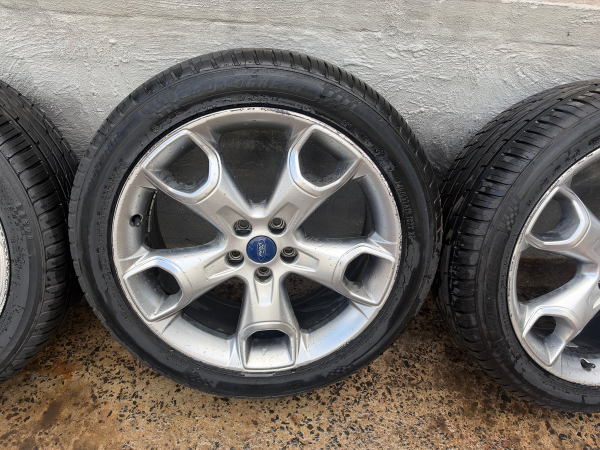Ford Kuga 19” Alloy Wheels with Excellent Tyres