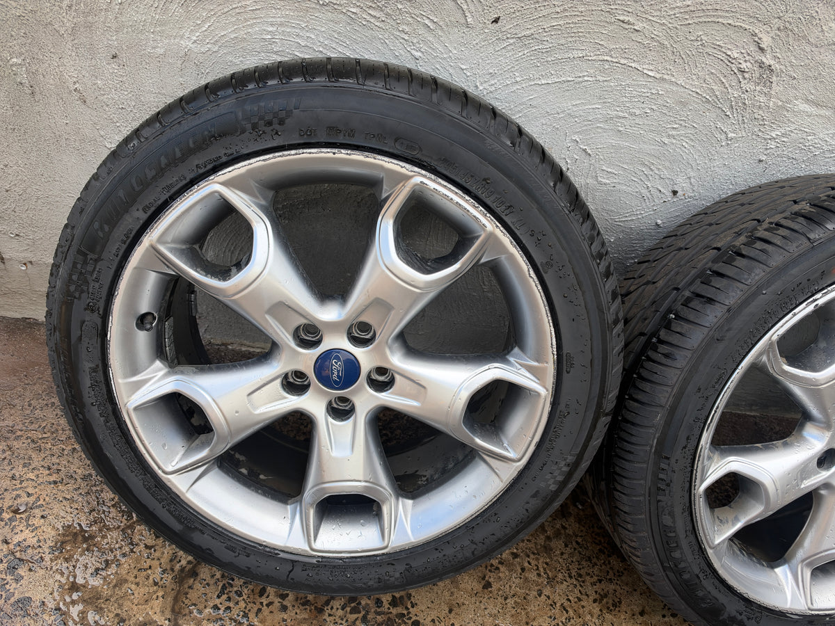 Ford Kuga 19” Alloy Wheels with Excellent Tyres