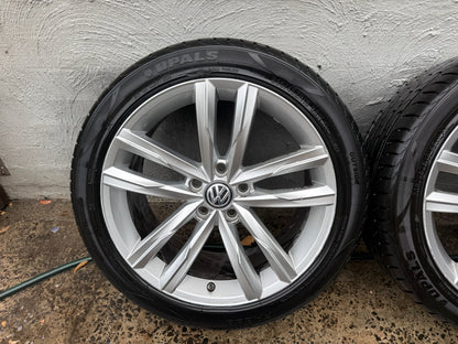 Volkswagen Passat 18” Alloy Wheels with Excellent Tyres