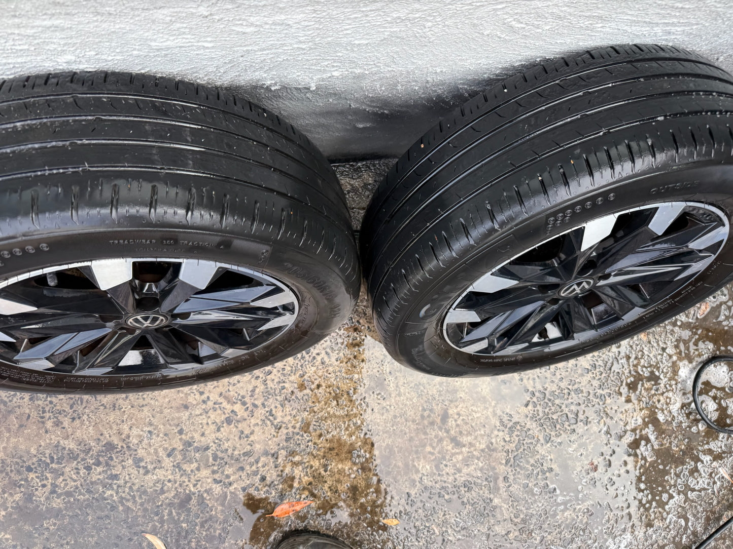 Volkswagen T-Cross 16” Alloy Wheels with Good Tyres