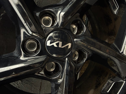 Kia Seltos 17” Alloy Wheels with Good Tyres