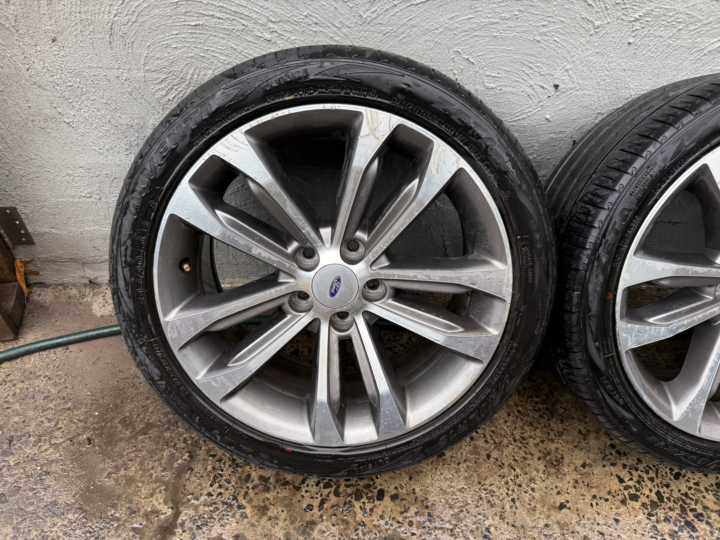 Ford Falcon FGX XR6 18” Alloy Wheels with Good Tyres