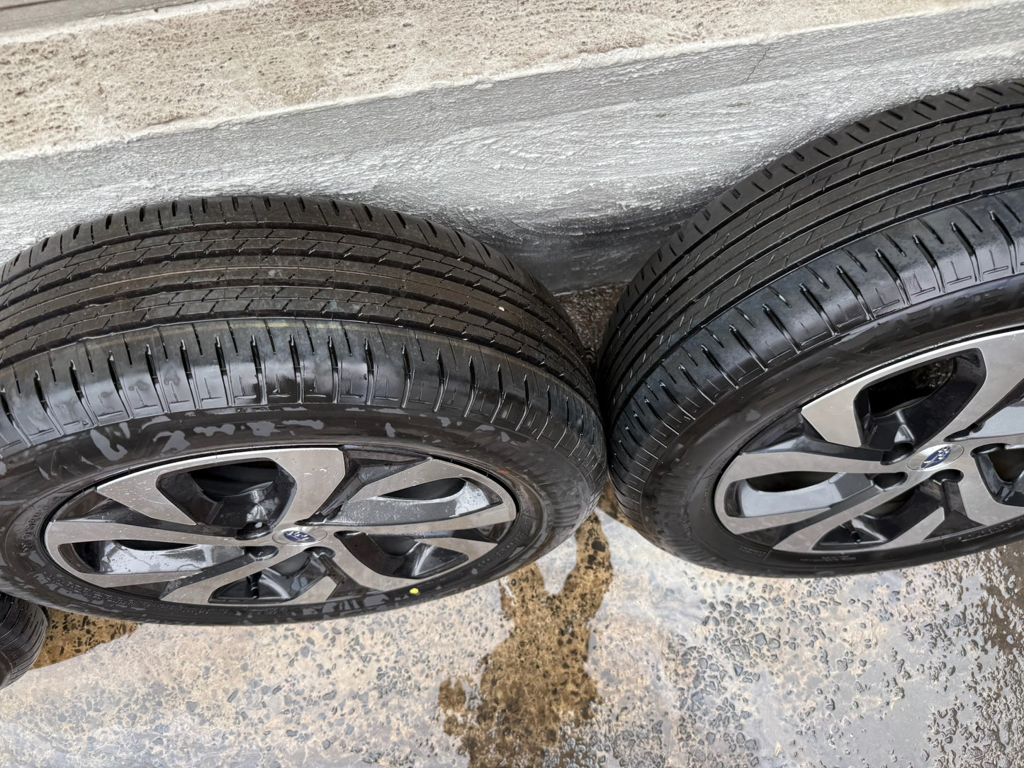 Subaru Outback 18” Alloy Wheels with Good Tyres