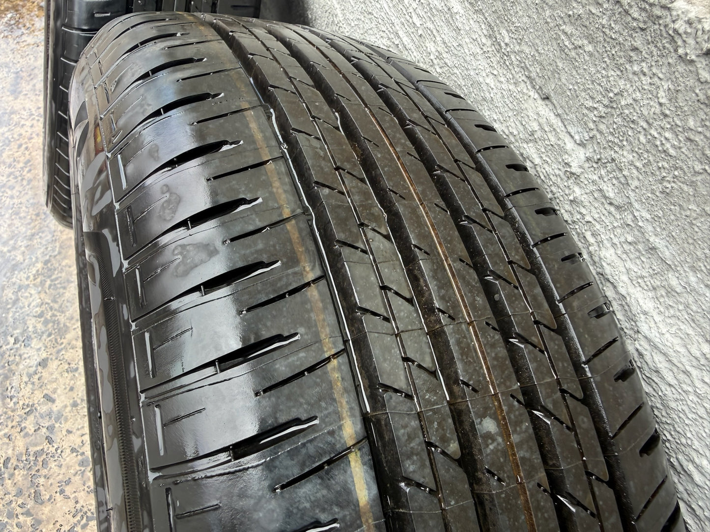 Subaru Outback 18” Alloy Wheels with Good Tyres