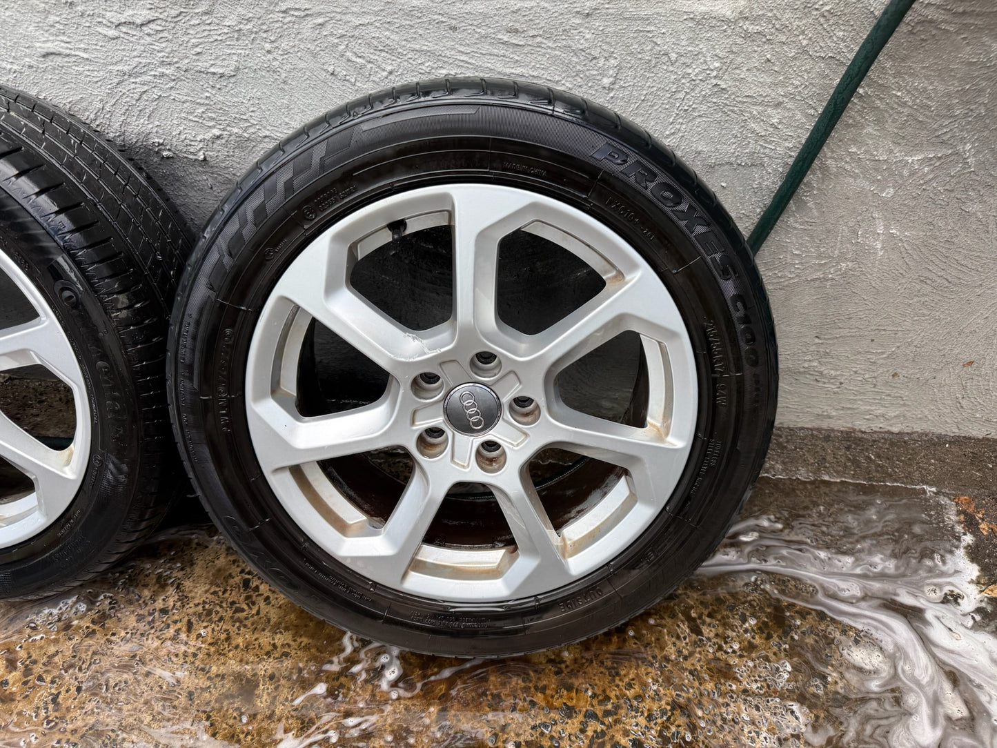 Audi Q2 17” Alloy Wheels with Good Tyres