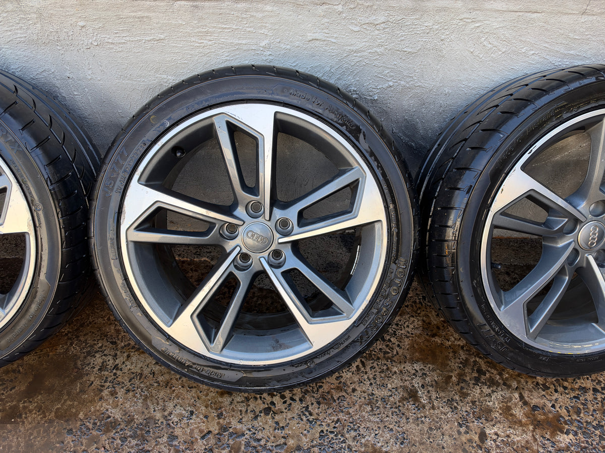 Audi A4 S4 18” Alloy Wheels with Excellent Tyres