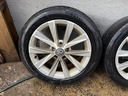 Volkswagen Golf 17” Alloy Wheels with Good Tyres