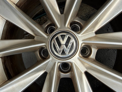 Volkswagen Golf 17” Alloy Wheels with Good Tyres
