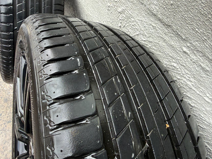 Land Rover Range Rover Evoque 20” Alloy Wheels with Excellent Tyres