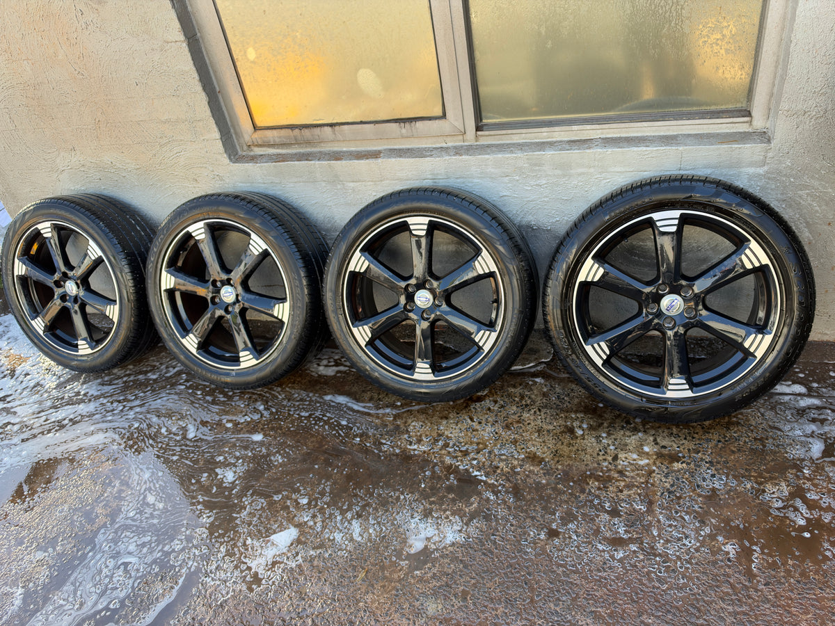 Volvo XC60 20” Alloy Wheels with Good Tyres
