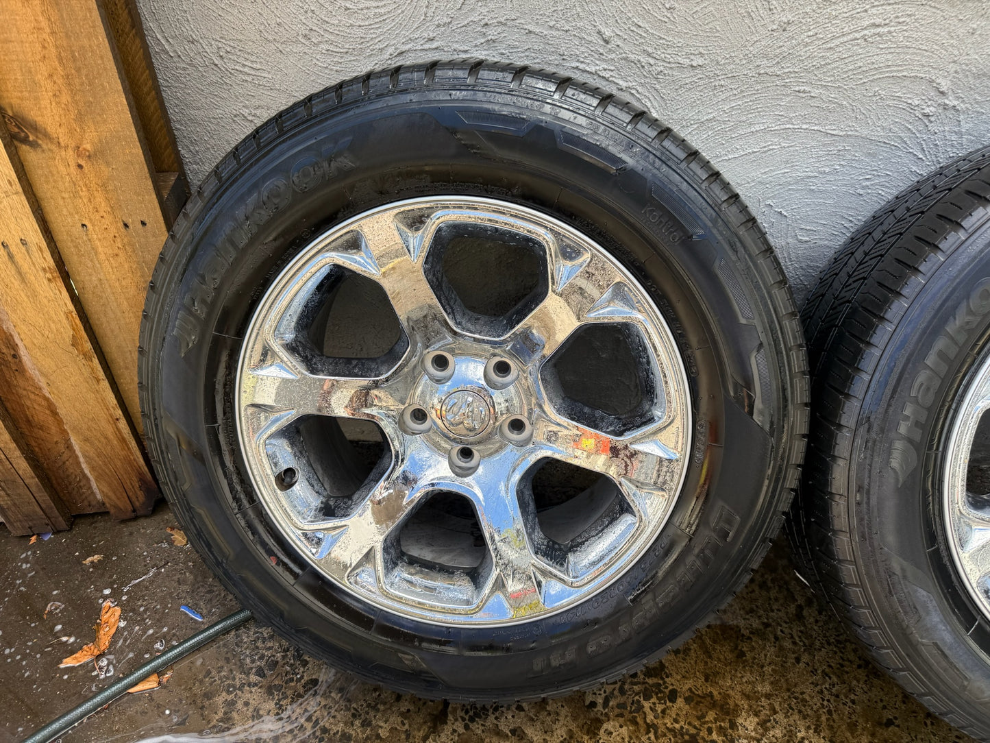 Dodge Ram 1500 20” Alloy Wheels with Good Tyres