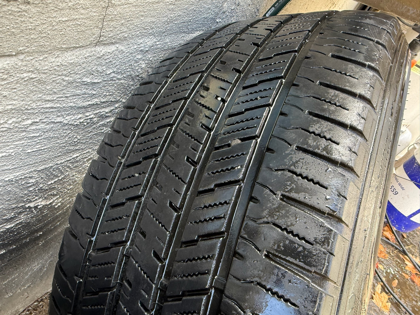 Dodge Ram 1500 20” Alloy Wheels with Good Tyres