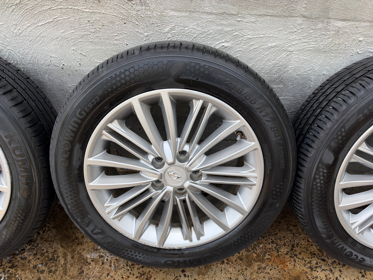 Hyundai Kona 17” Alloy Wheels with Like New Kumho Tyres