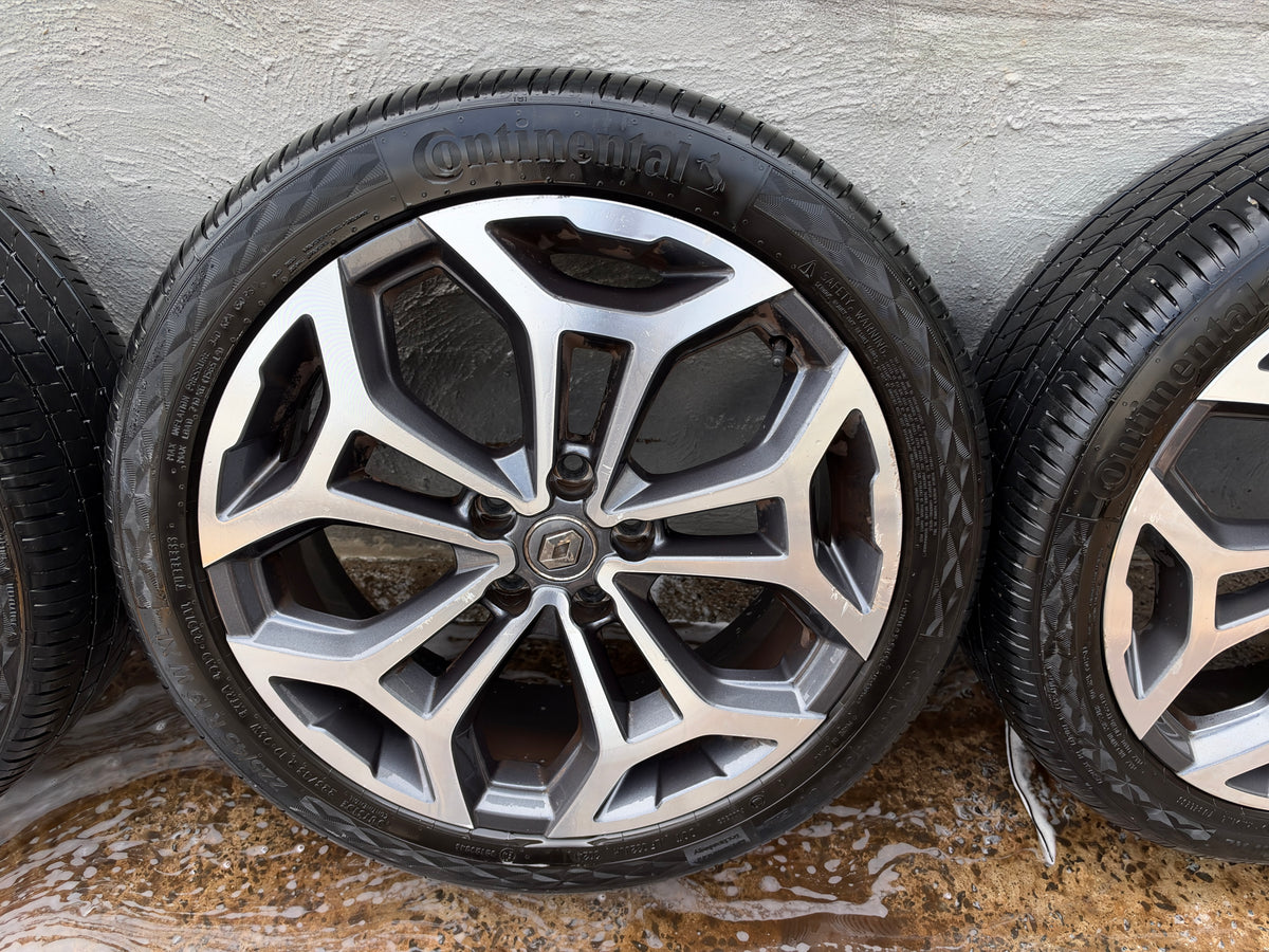 Renault Kadjar 19” Alloy Wheels with Excellent Continental Tyres
