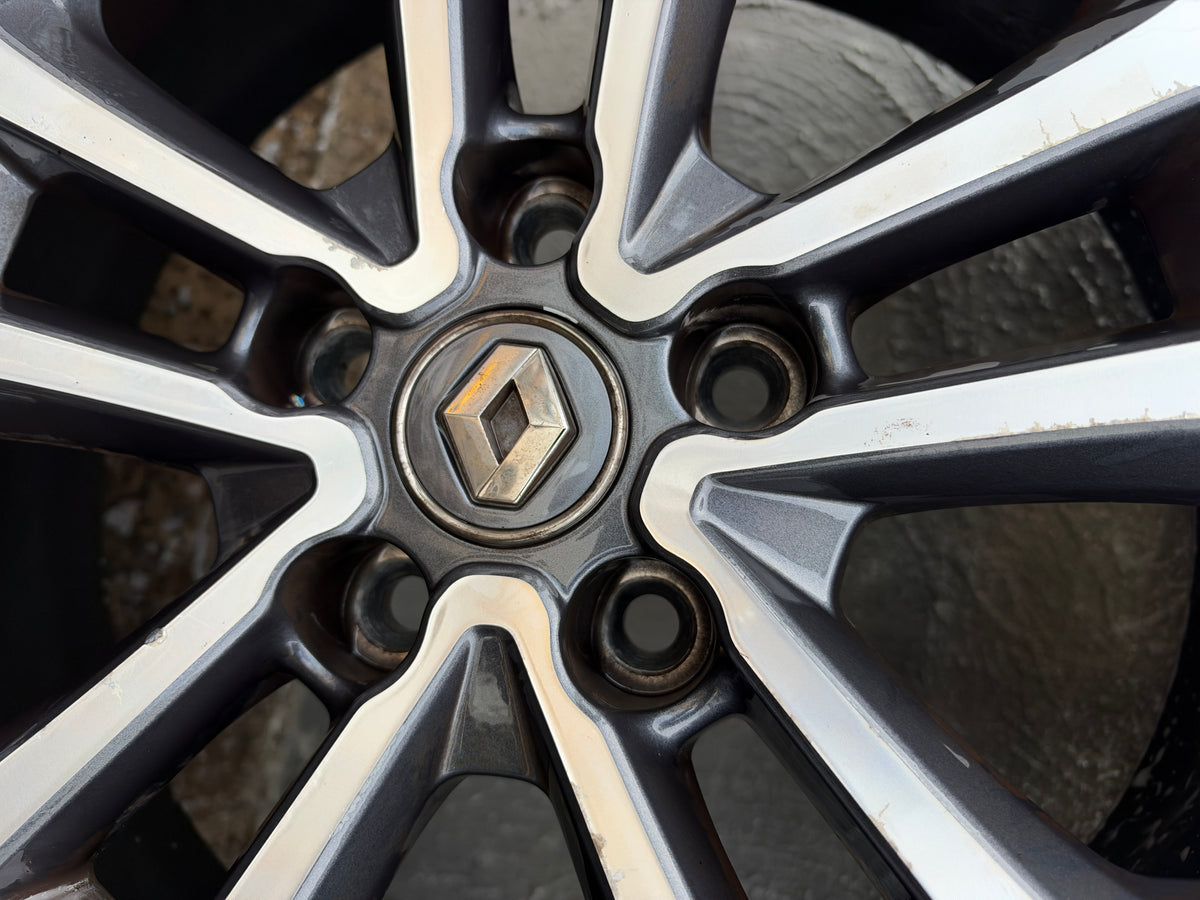 Renault Kadjar 19” Alloy Wheels with Excellent Continental Tyres