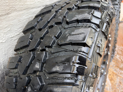 CSA Black Alloy Wheels on 32" Mud Tyres