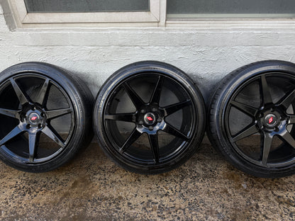 Inforged Black 18” Alloy Wheels with Good Tyres