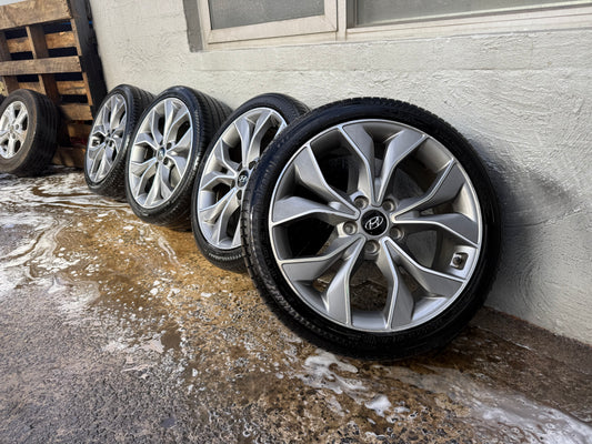 Hyundai Elantra/i30 18” Alloy Wheels with Very Good Tyres