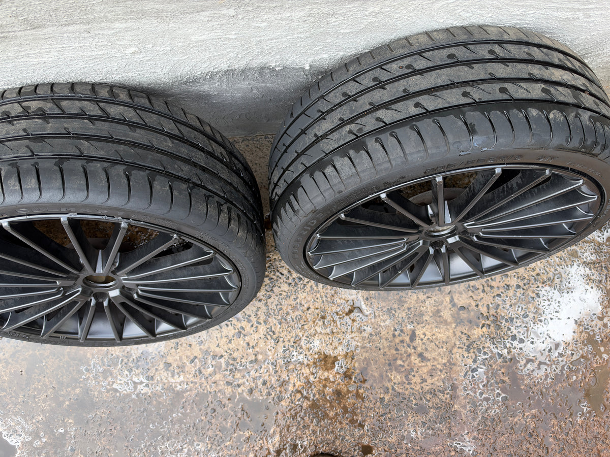 Mercedes Style 19” Black Alloy Wheels with Excellent Tyres