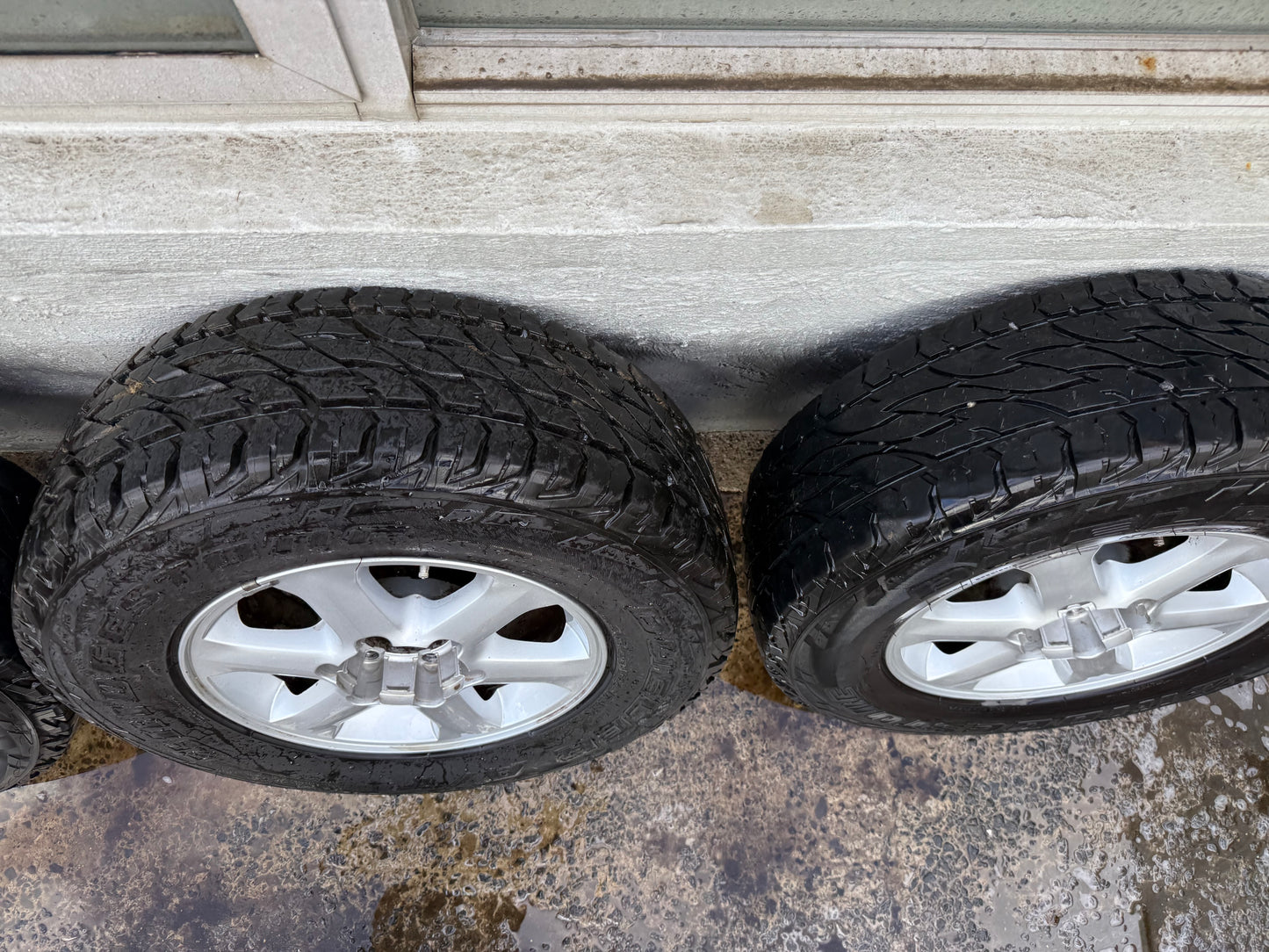 6 Stud 16” Alloy Wheels with Bridgestone Dueler A/T Tyres