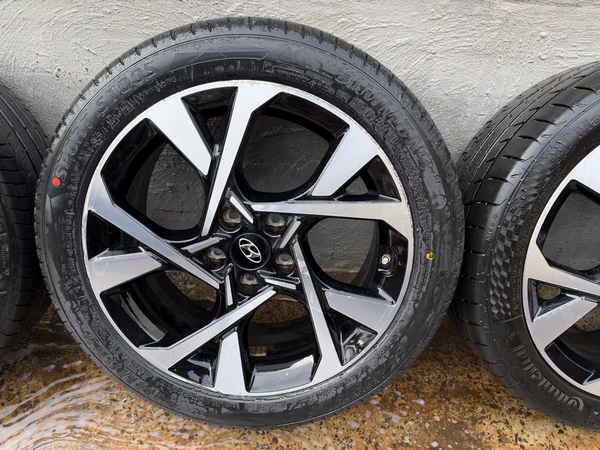 Hyundai Kona 18” Alloy Wheels with Excellent Tyres