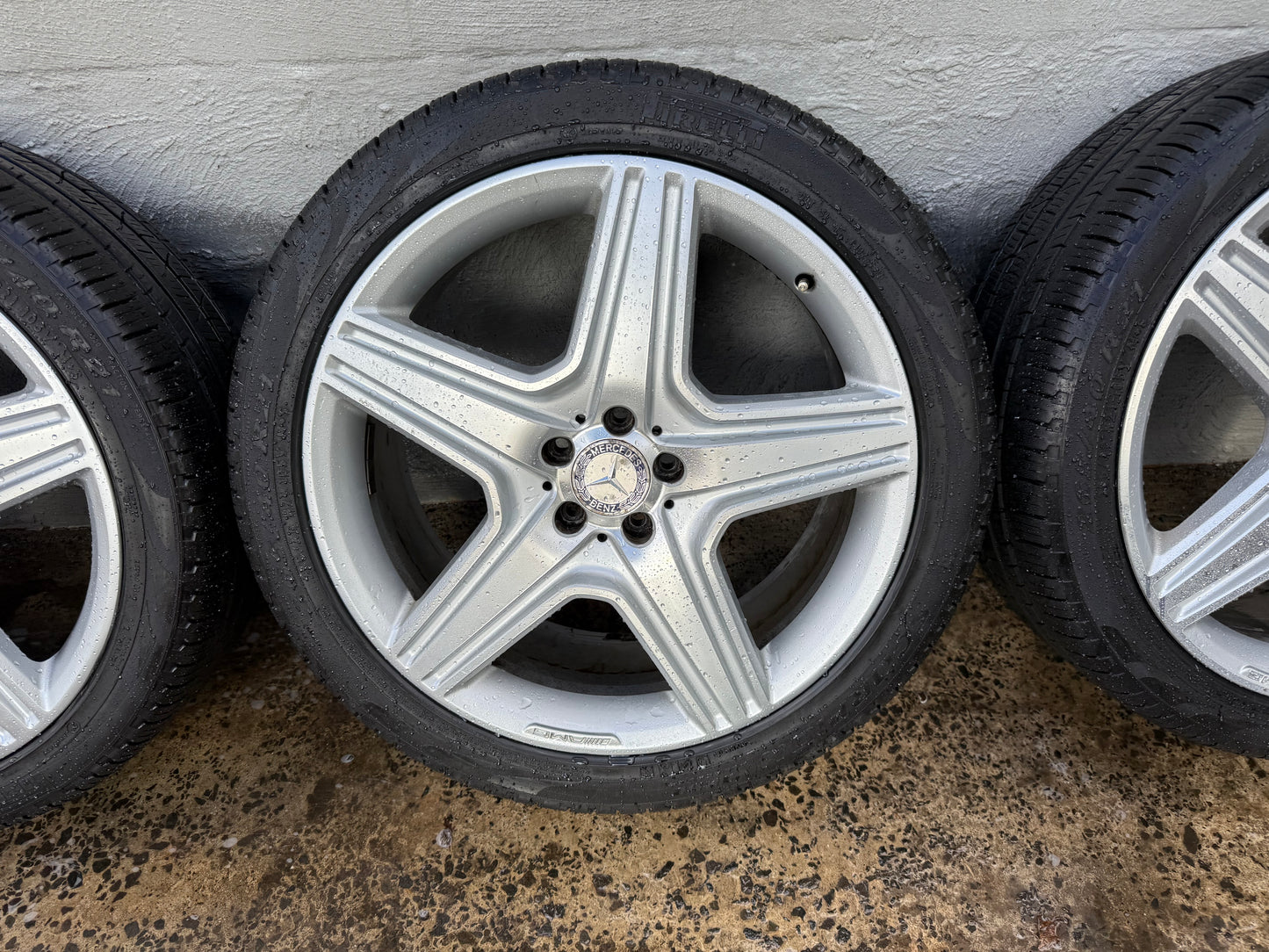 Mercedes ML350/ML450 21” Alloy Wheels with Very Good Tyres