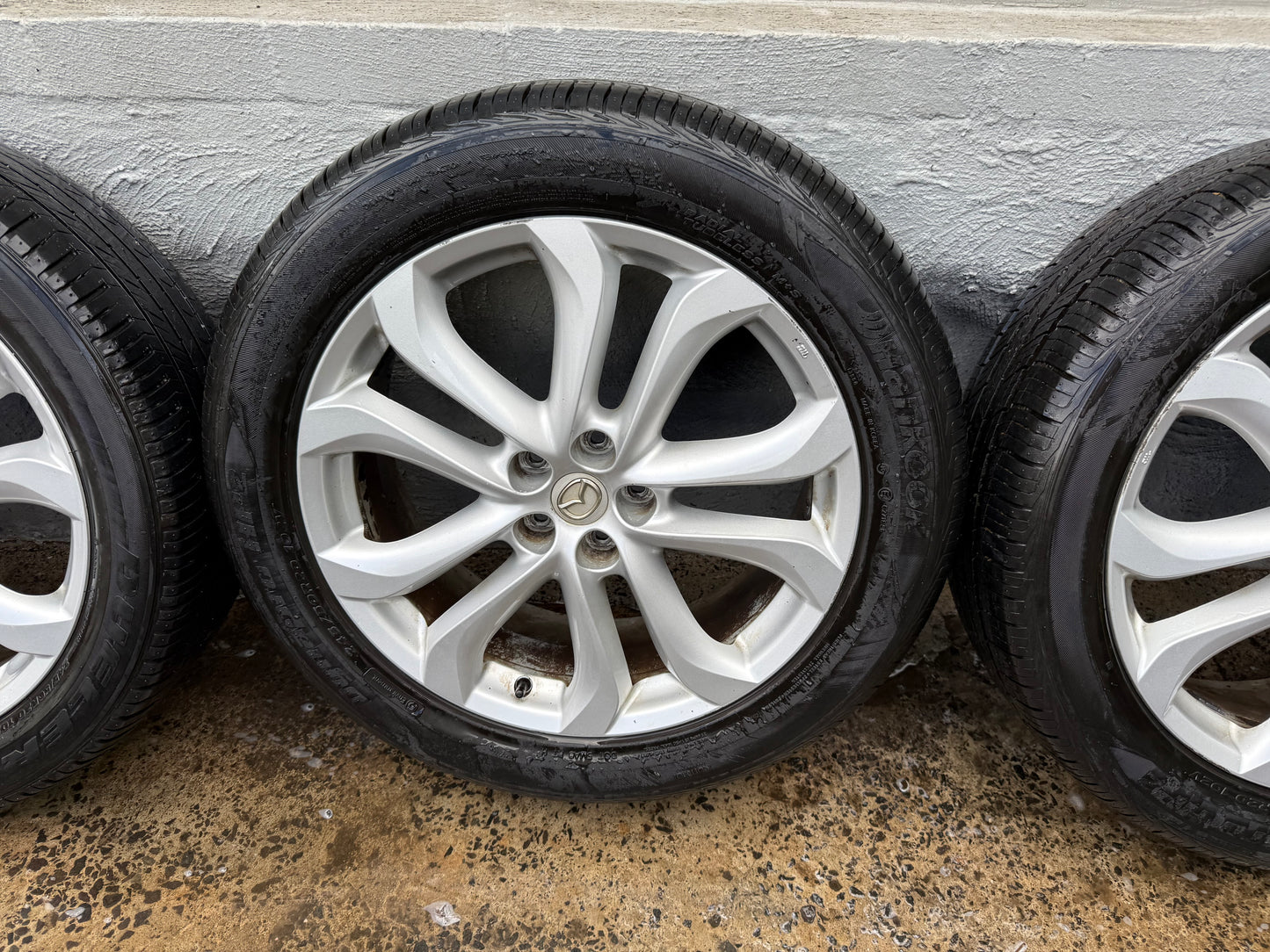 Mazda CX-9 20” Alloy Wheels with Good Tyres