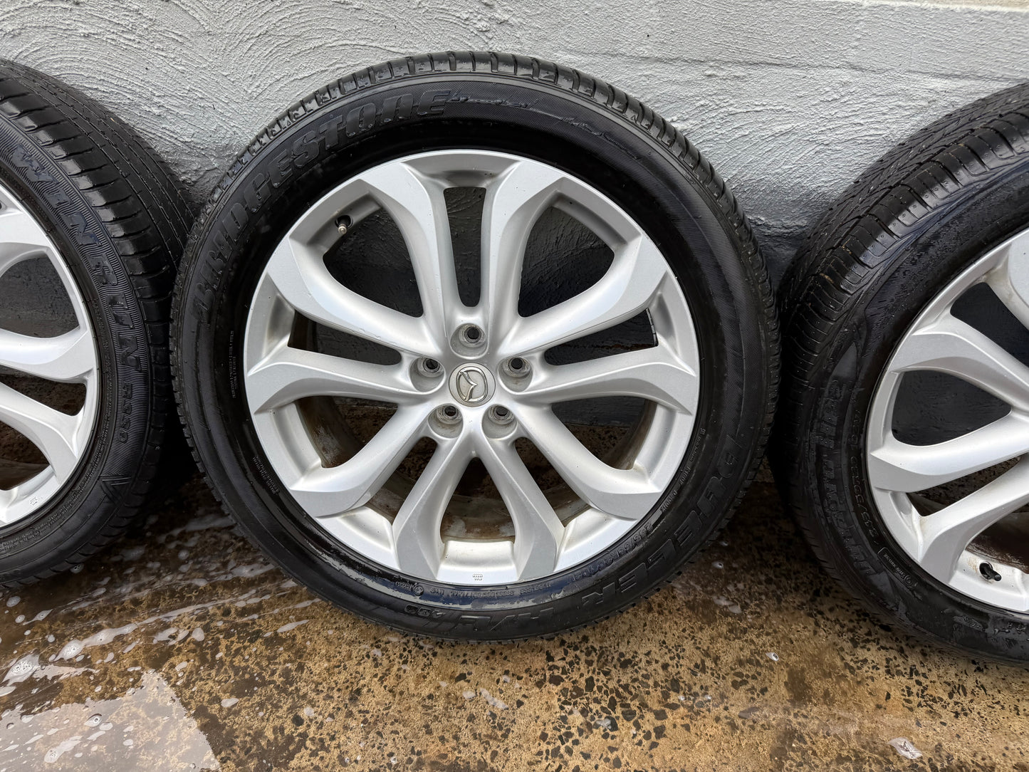 Mazda CX-9 20” Alloy Wheels with Good Tyres