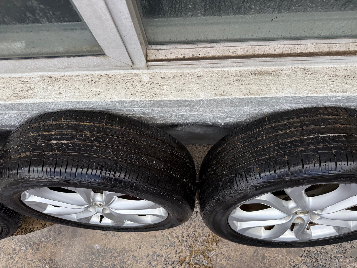 Mazda CX-9 20” Alloy Wheels with Good Tyres