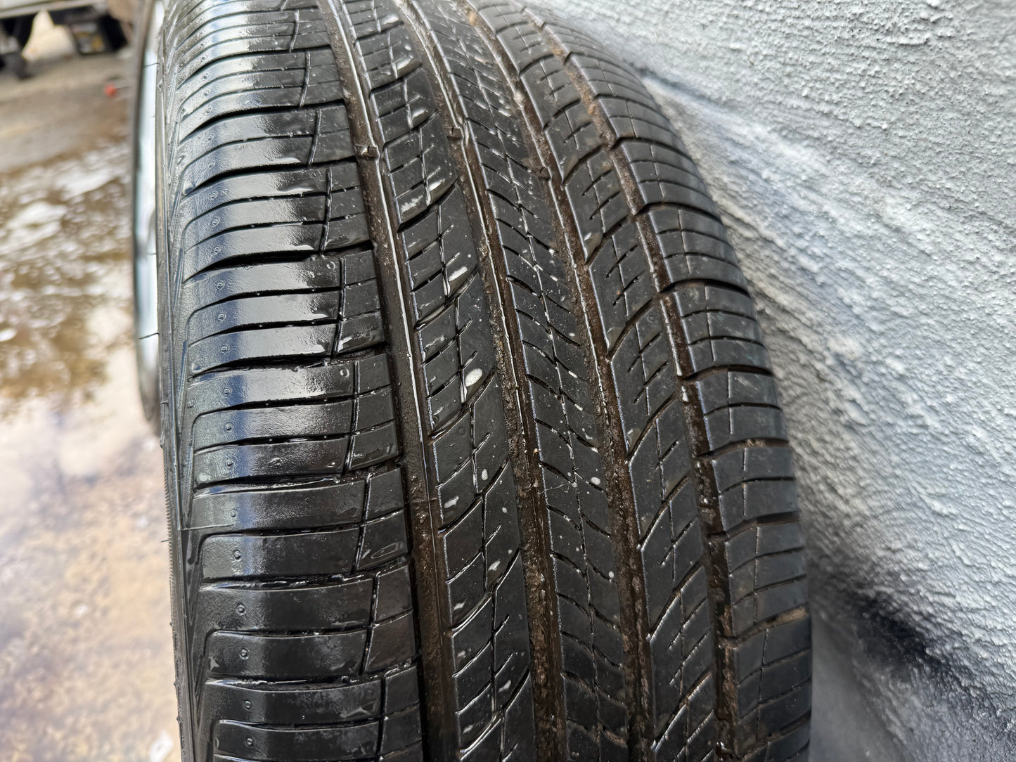 Mazda CX-9 20” Alloy Wheels with Good Tyres