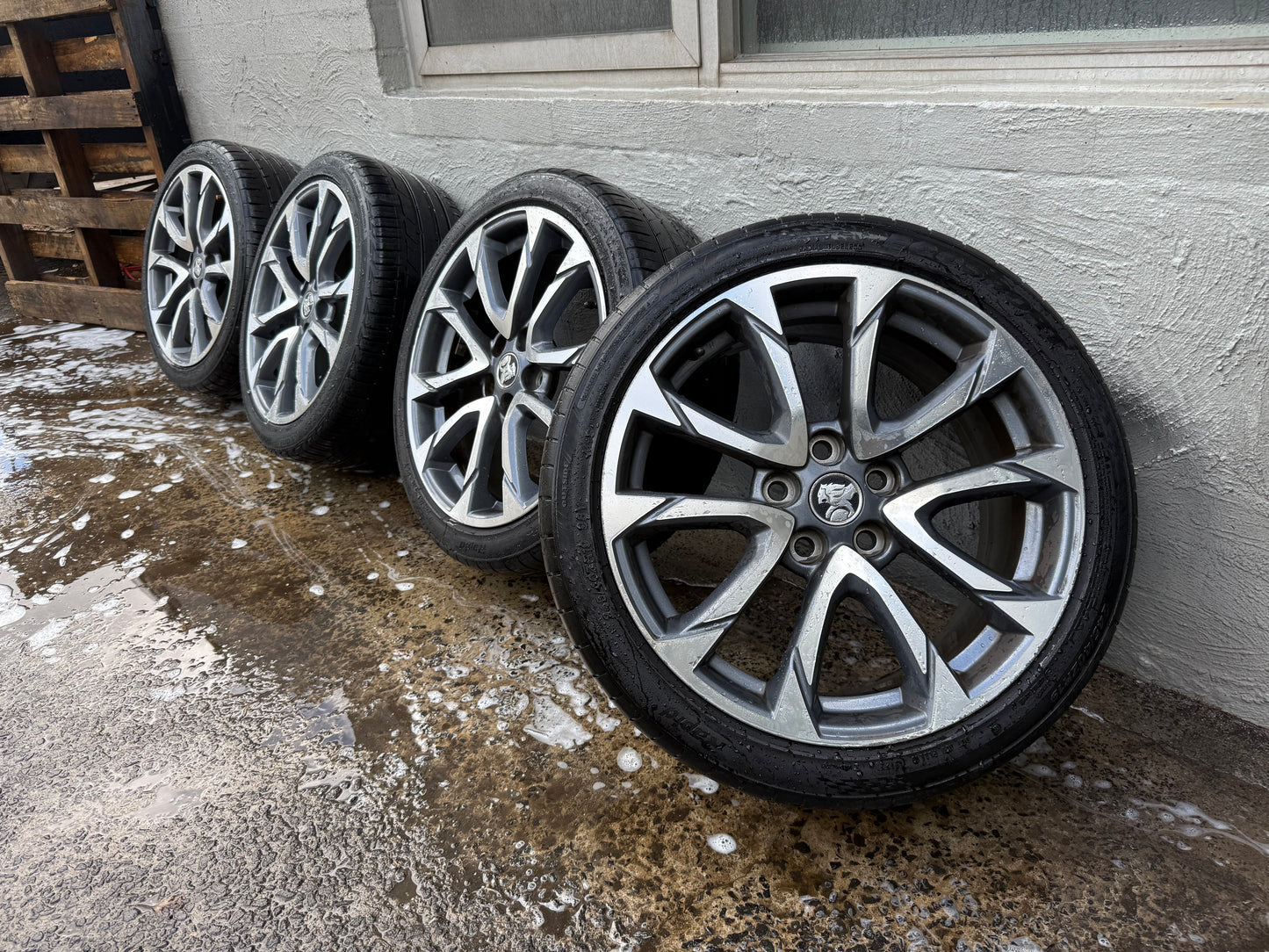 Holden Commodore SS 19” Alloy Wheels with Good Tyres