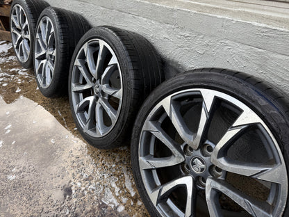 Holden Commodore SS 19” Alloy Wheels with Good Tyres